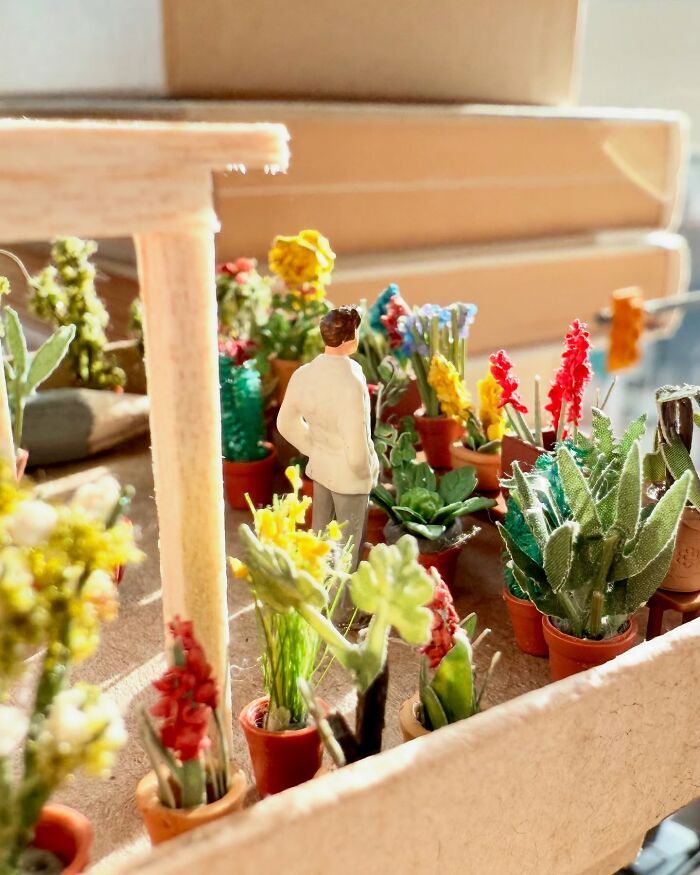 Arte em miniatura: as cenas impressionantes que transformam objetos comuns em histórias cheias de emoção (28 fotos) 6