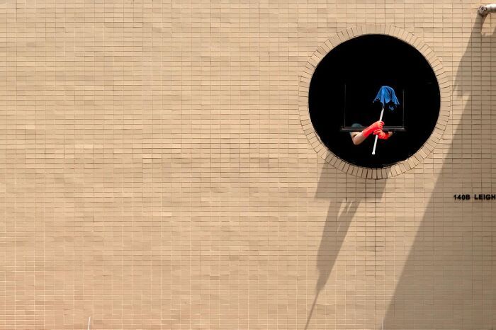 Fotografia de rua: 30 imagens capturadas no segundo perfeito que vão fazer você duvidar dos próprios olhos 16 Fotografia de rua: 30 imagens capturadas no segundo perfeito que vão fazer você duvidar dos próprios olhos 16