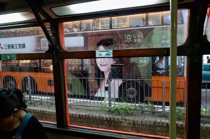 Fotografia de rua: 30 imagens capturadas no segundo perfeito que vão fazer você duvidar dos próprios olhos 23 Fotografia de rua: 30 imagens capturadas no segundo perfeito que vão fazer você duvidar dos próprios olhos 23
