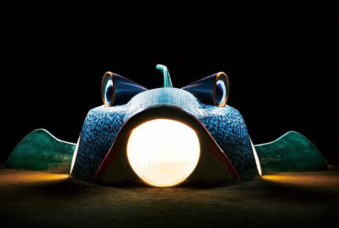 Esses playgrounds japoneses parecem ter saído de um sonho — e à noite ficam ainda mais estranhos (30 fotos) 28 Esses playgrounds japoneses parecem ter saído de um sonho — e à noite ficam ainda mais estranhos (30 fotos) 28