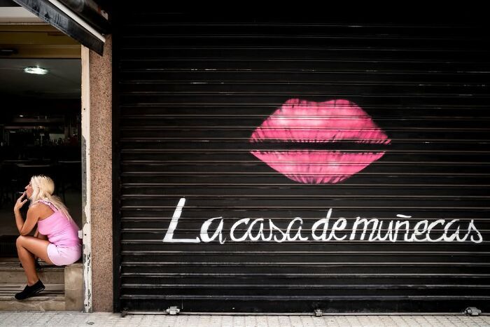 Fotografia de rua: 32 momentos tão perfeitos que parecem ter sido combinados 3 Fotografia de rua: 32 momentos tão perfeitos que parecem ter sido combinados 3
