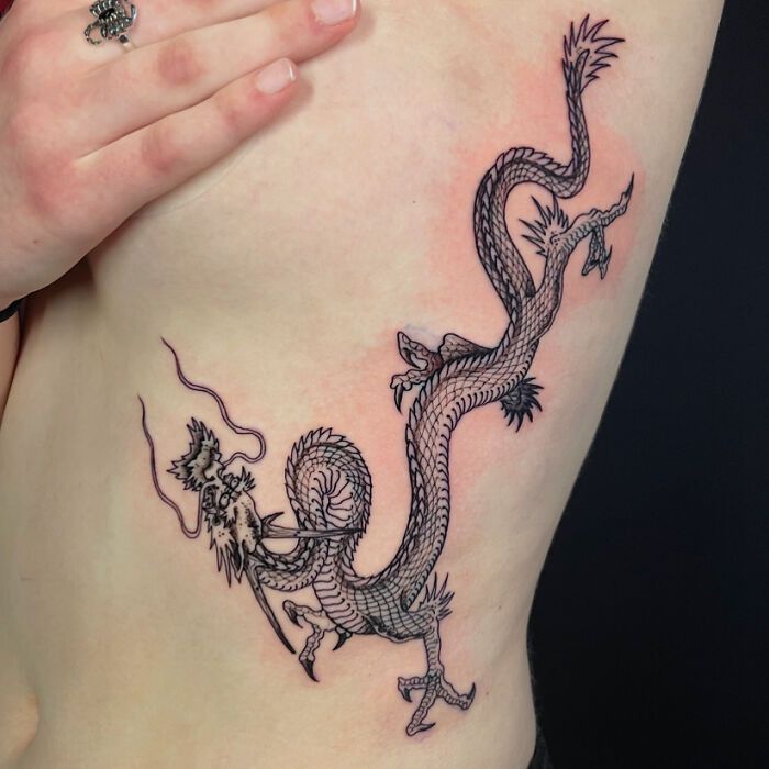 16 tatuagens inspiradas em mitologia que parecem ter saído de outra época 2 16 tatuagens inspiradas em mitologia que parecem ter saído de outra época 2